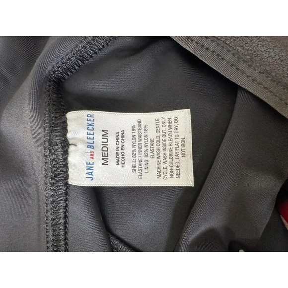 Jane and Bleeker Black Faux‎ Leather Legging - Picture 4 of 4